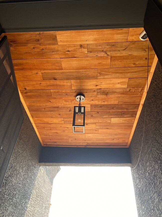 Unidad A Puerta de entrada - 8268 W Magnum Dr