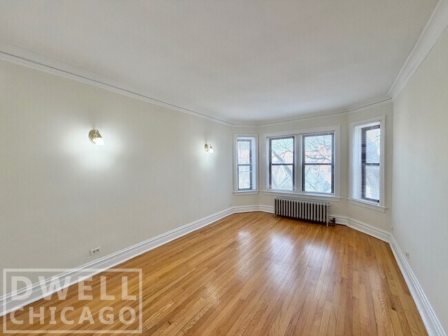 Foto del edificio - 1913 W Larchmont Ave