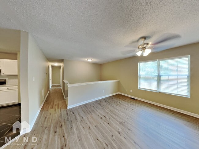 Building Photo - 7768 Melanie Dr