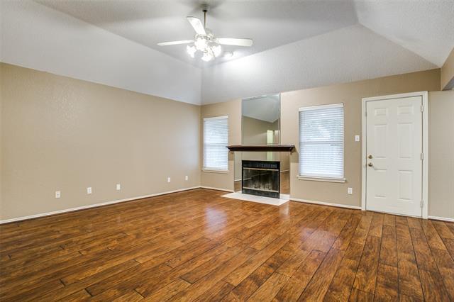 Building Photo - 5912 Hilltop Dr