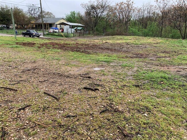 Foto del edificio - 4150 Palacios Ave