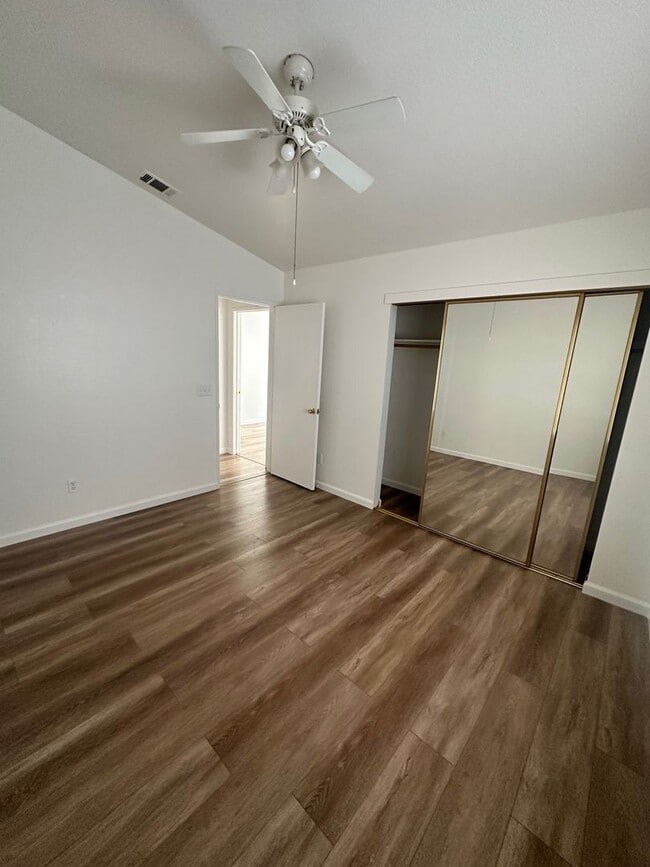 Building Photo - 4918 Hearthwood Ct