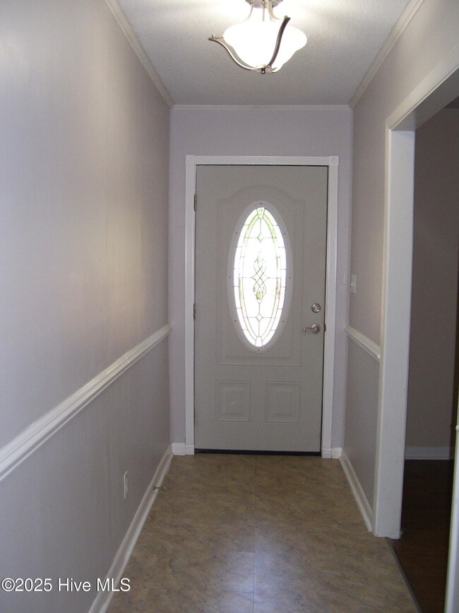 Building Photo - 355 Newton Dr