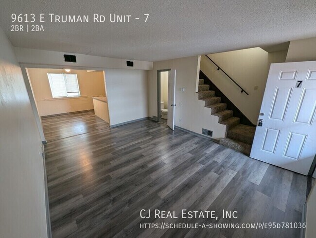 Foto del edificio - 9613 E Truman Rd