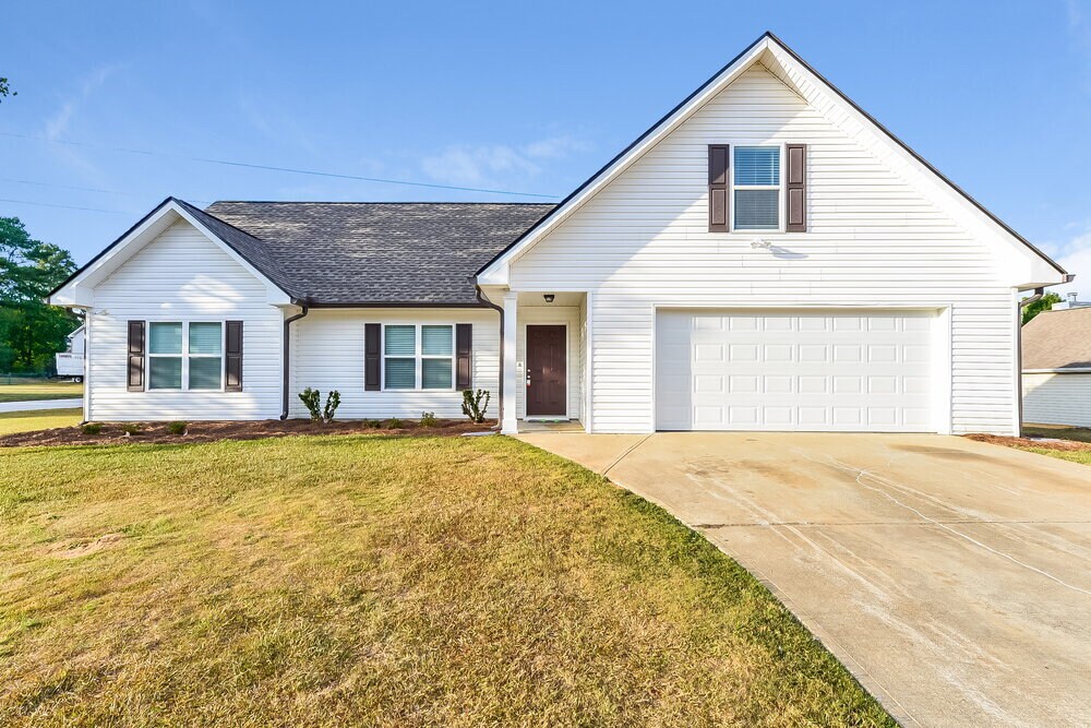 Foto principal - 320 Woodland Ridge Cir