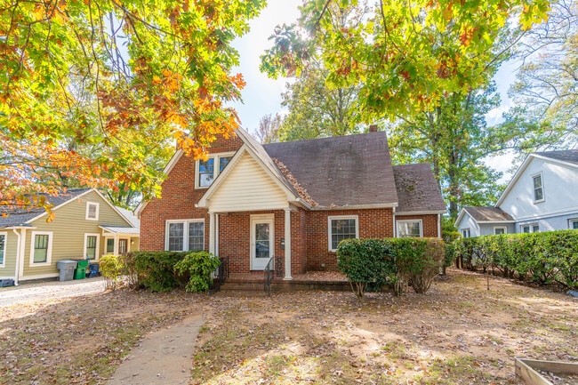Building Photo - 2138 McClintock Rd
