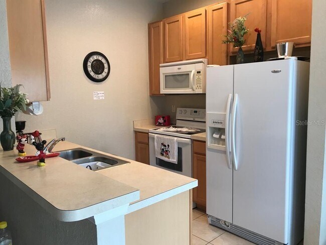 Building Photo - 2418 Caravelle Cir