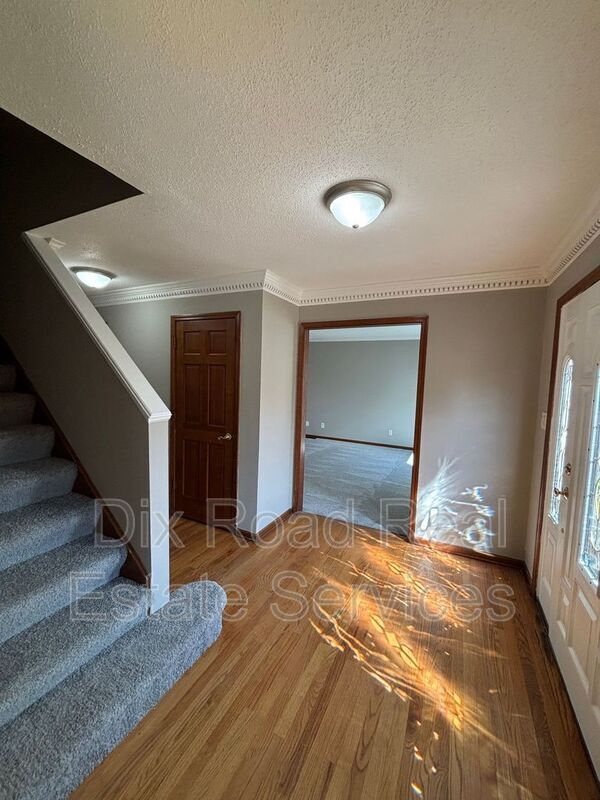 Foto del edificio - 4537 Rosewood Ct
