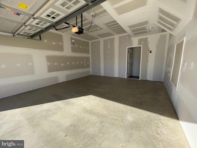 Foto del edificio - 533 Brook Shire Ct