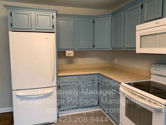 Building Photo - 4177 Happy Valley Rd