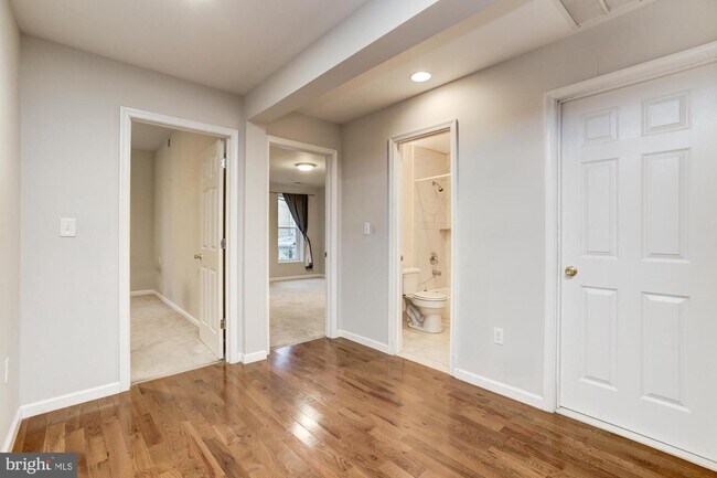 Building Photo - 3315 Eastern Ave