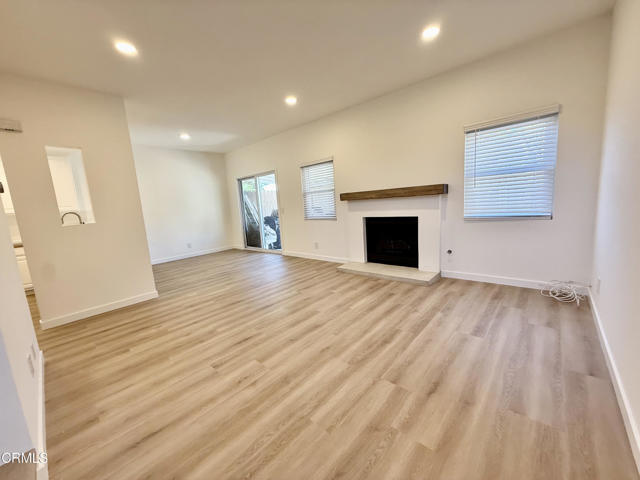 Building Photo - 2439 Chippewa Ln