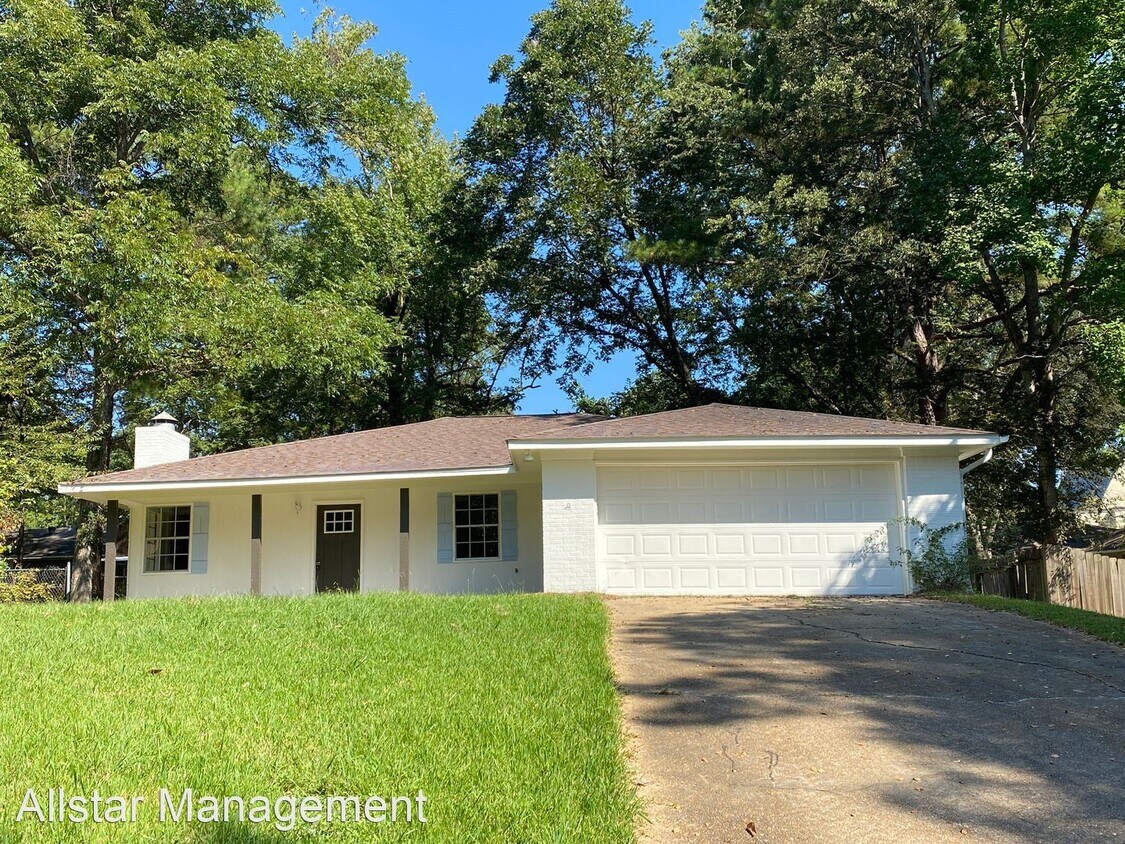 3 br, 2 bath House 112 Smokehill Drive House Rental in Clinton, MS