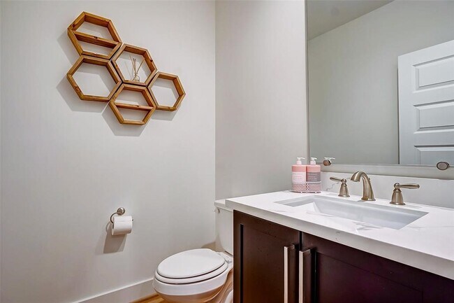 Foto del edificio - 306 E 28th St