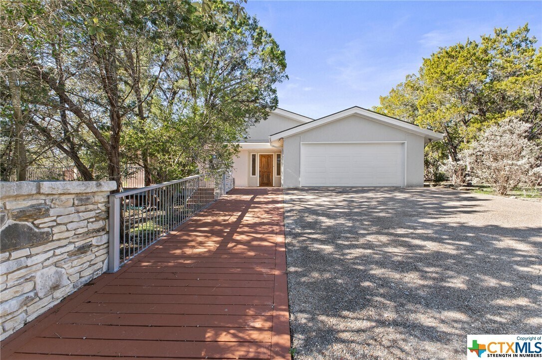 Primary Photo - 2601 River Rd