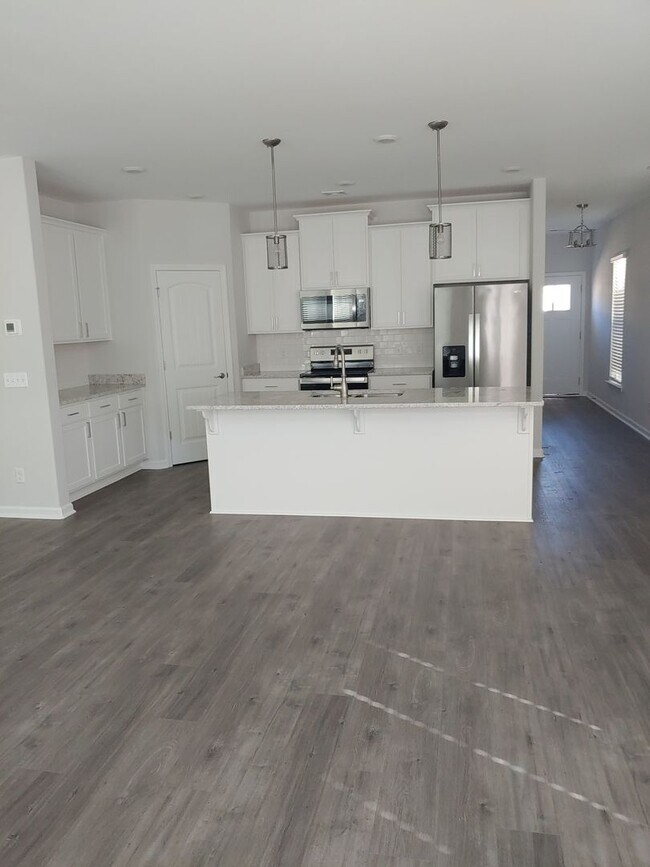 Building Photo - Coming Soon!!!