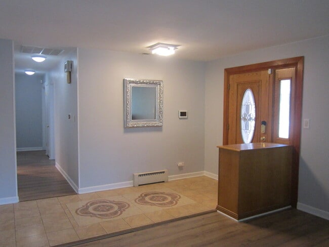 Front Entry & Hallway - 1700 South Blvd