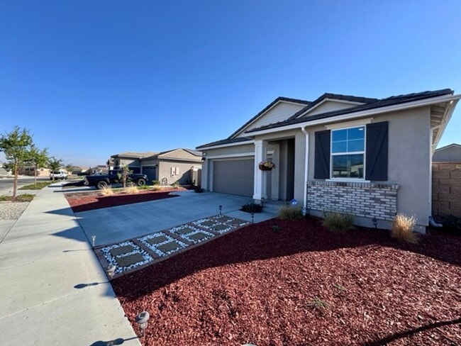 Building Photo - Newly Built Solar Home in Sweeny Farms | 3...