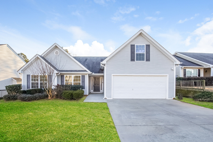 Primary Photo - Appealing Ranch Style Home