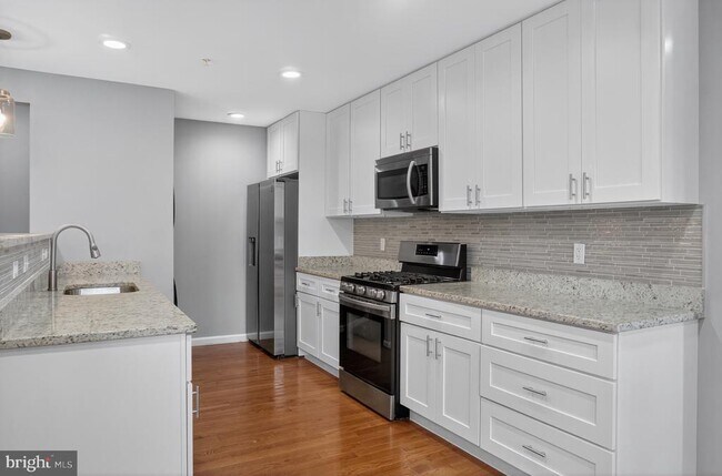 Building Photo - 2917 13th St NW