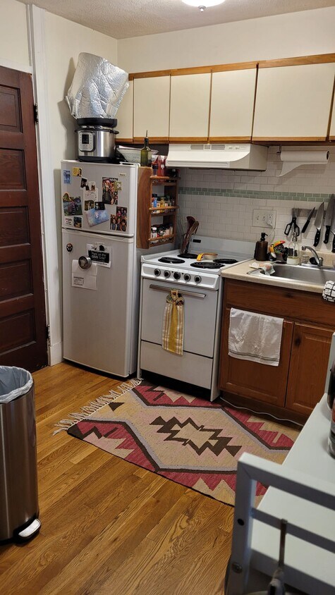 Foto principal - 16 Garrison Ave