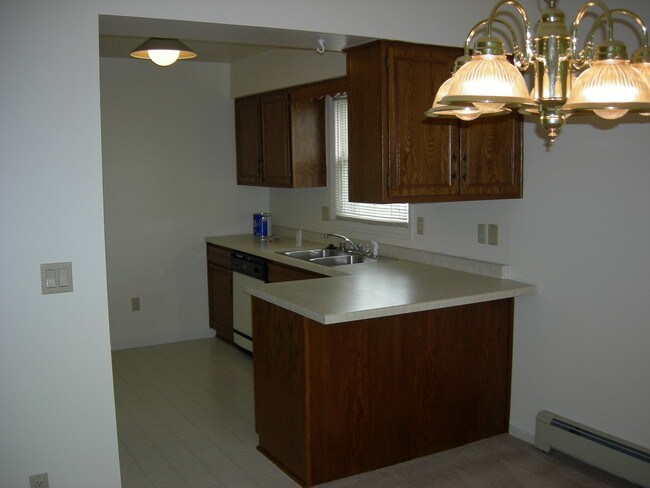 Foto del edificio - 725 Starboard Ct