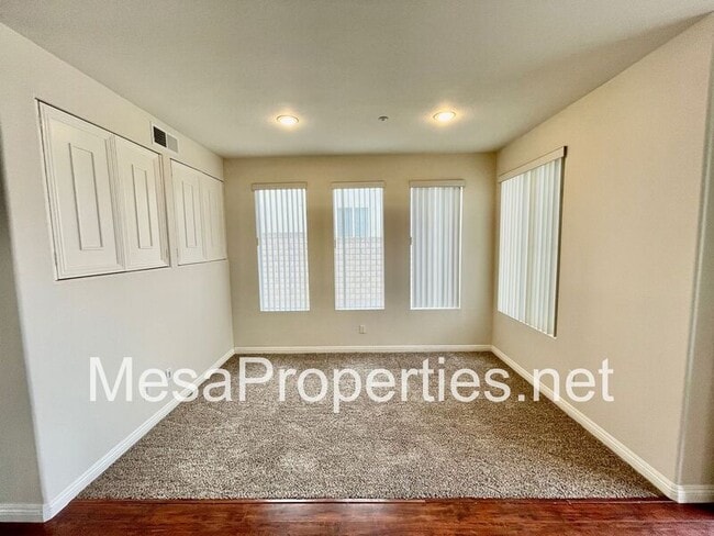 Building Photo - 6994 Newport Ave