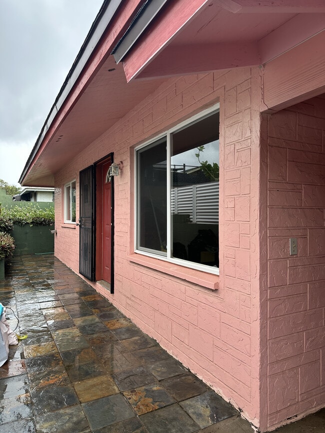 Building Photo - 496 S Kamehameha Ave