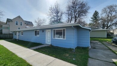 Building Photo - 100 Charlo Ct