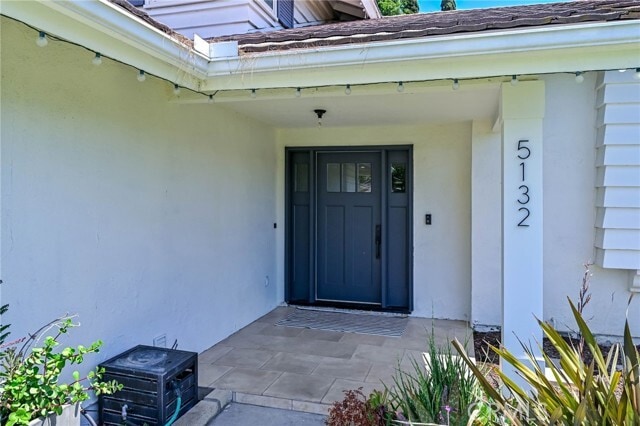 Building Photo - 5132 Stone Canyon Ave