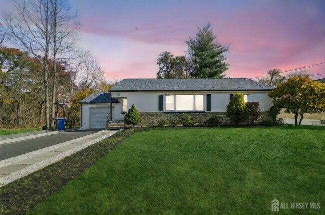 Foto del edificio - 50 Dayton Ave