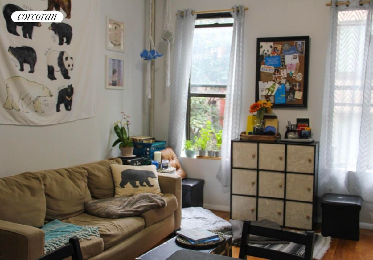 Primary Photo - 313 W 114th St