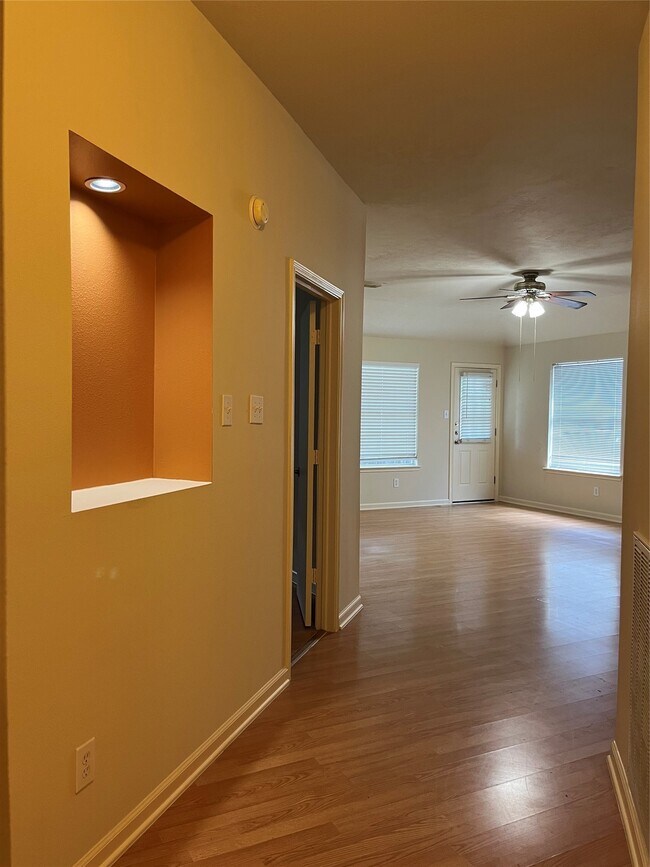 Foto del edificio - 17314 Glenmorris Dr