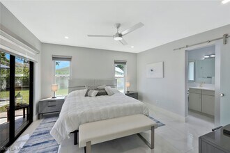 Building Photo - 532 103rd Ave N