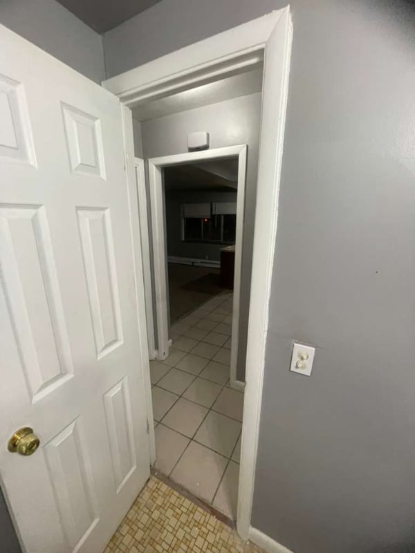 Building Photo - 15112 Euclid Ave