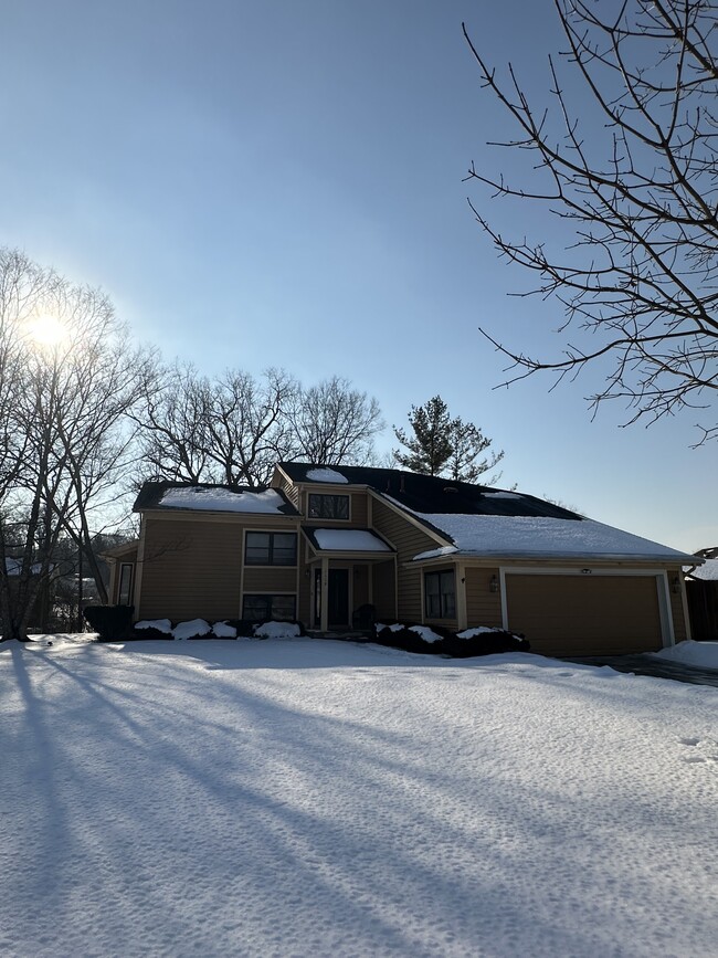 Building Photo - 1119 Ryan Rd