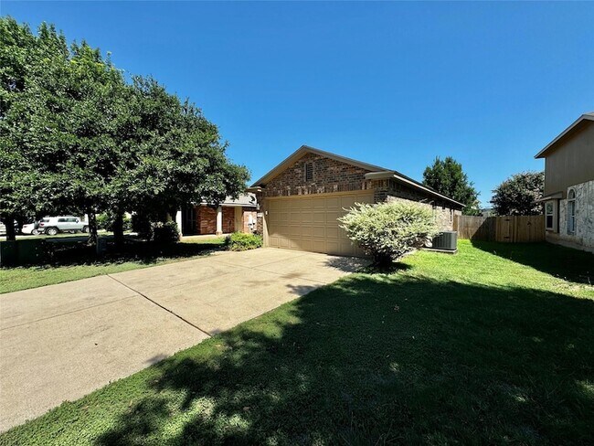 Building Photo - 1014 Aiken Dr