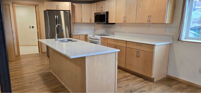 Foto del edificio - 18487 Surface Creek Rd