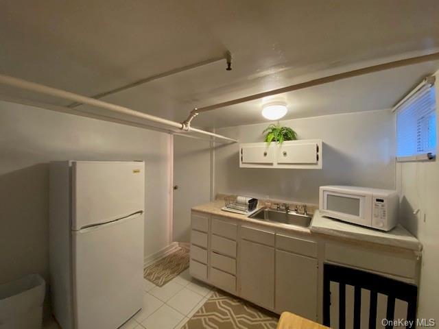Foto del edificio - 274 Maple Rd