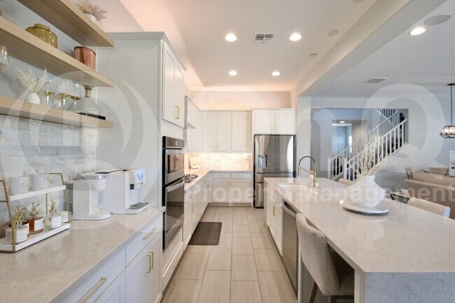 Foto del edificio - 2715 S Eastridge