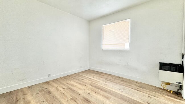 Building Photo - 410 Witmer St