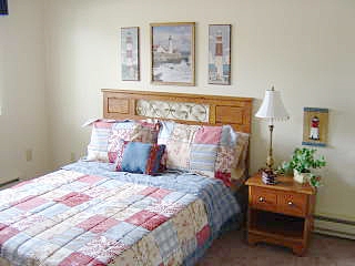 Bedroom - Oakwood Village Apartments