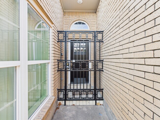 Foto del edificio - 7610 Hopewell Ln