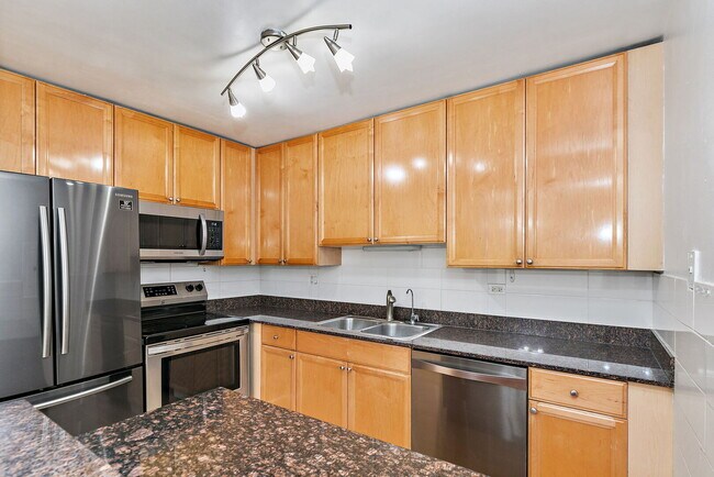Foto del edificio - 522 E Spruce Dr