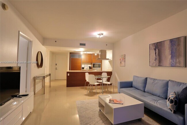 Building Photo - 485 Brickell Ave