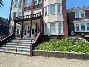 Building Photo - 359 Water St