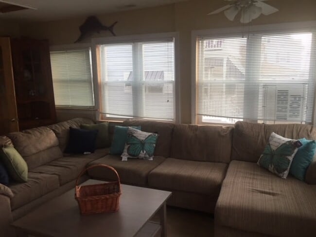 Building Photo - 68 Decatur Ave