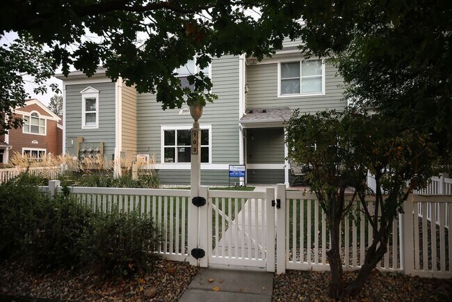 Photo - 2003 Grays Peak Dr Apartment