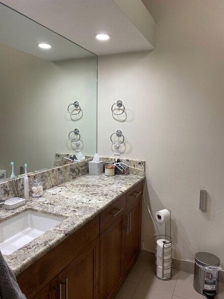Building Photo - 4103 N Paua Way