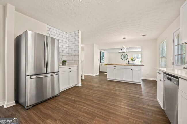 Foto del edificio - 211 Millstone Dr